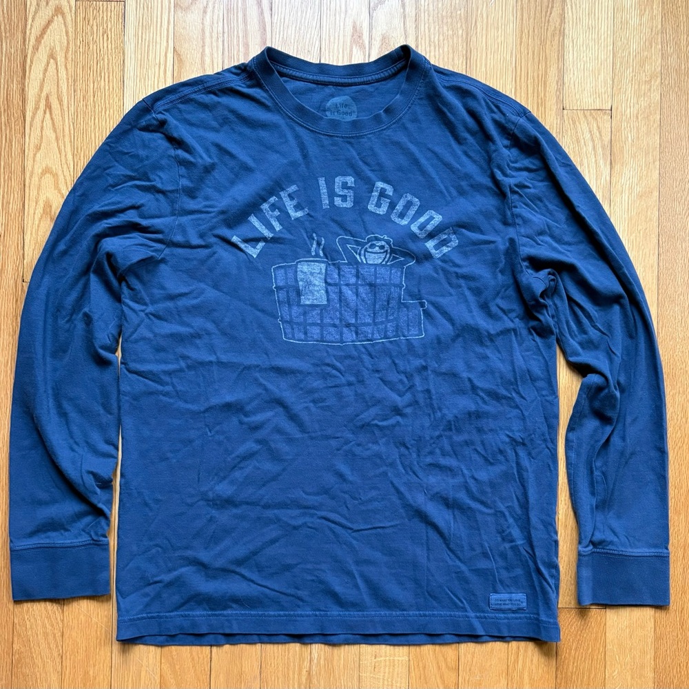 Life is Good Men’s Long Sleeve Crusher Tee Shirt Classic Fit Medium Blue Hot Tub